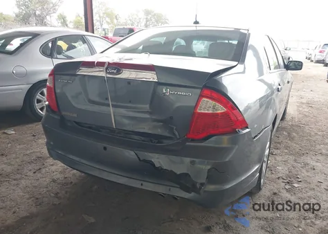 2011 Ford Fusion Hybrid from USA, damaged, VIN 3FADP0L35BR264617